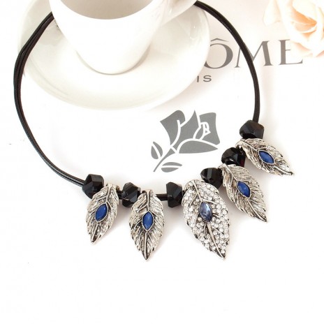 European and American New Fashion Luxury Elegant Crystal Leaves Leather Chain Collar Necklace