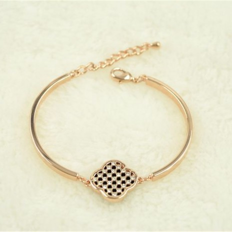 Korean New Style Jewelry Happiness Clover diamond bracelet