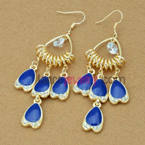 Sweet blue crystal earrings decorated with real gold plating