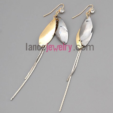 Nice earrings with zinc alloy decorated shiny rhinestone and chain pendant 
