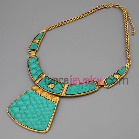 Special necklace with gold metal chain and green alloy part with different model