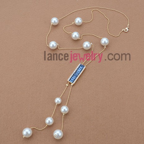 Elegant Sweater Chain Necklace with Blue Glass