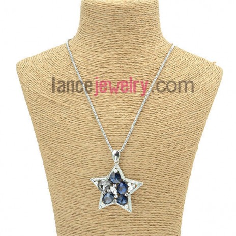 Lovely sweater chain with five star pendant