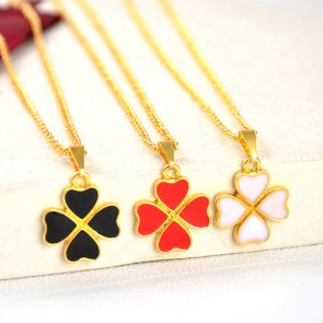 New Style Clover Necklace Oil Drip Short Paragraph Sweater Chain Necklace