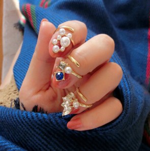 Korean Version of the Gem Kitty Nails Pearl Ring Joint Four Sets