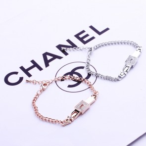 Japanese and Korean Fashion Flash Diamond Bracelet Wild Ms. Concentric Lock Bracelet Jewelry Gift