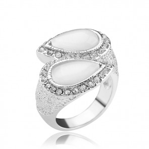 European And American Fashionable Graceful Diamonds And Opal Paving Ring