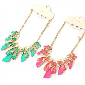 European and American Trade Small Wholesale Supply Fashionable Branches Drip Exaggerated Short Necklace