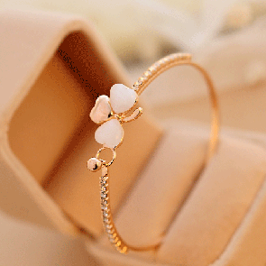 Korea Exquisite Luxury Small Fragrant Wind Peach Heart Bracelet Clover Bracelet Full Diamond Opal Love Heart-Shaped Bracelet