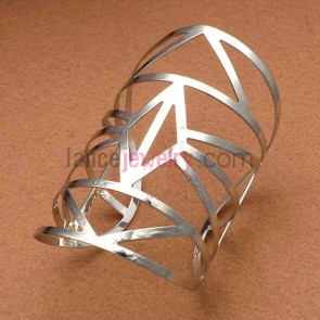Trendy geometry hollow craft iron cuff bangle