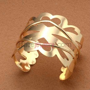 Fashion hollow craft iron cuff bangle in gold color