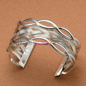 Fashion hand made twist iron cuff bangle