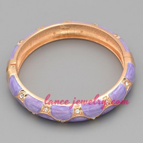 Romantic violet color decorated bangle