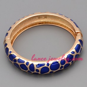 Classic blue color accessories alloy bangle