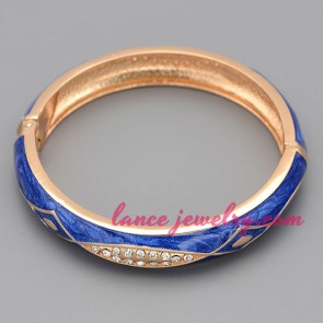 Classic dark blue color enamel decorated bangle