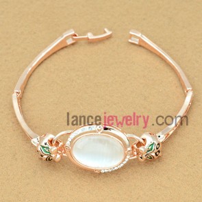 Personality series bracelet decorated  the lion playing with a pearl

