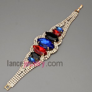 Romantic bracelet with brass claw chain decorated shiny rhinestone and colorful crystal 
