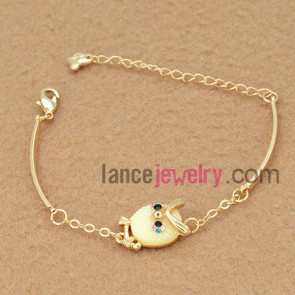 Lovely alloy chain link bracelet with a bird model decoration 
