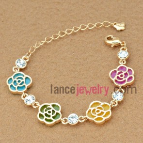 Special flowers chain link bracelet decorated with rhinestone