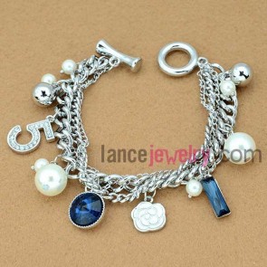 Classic crystal & beads decoration chain link bracelet