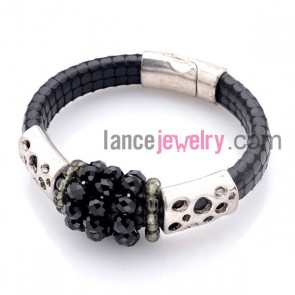 High quality black color crystal & alloy finding decorated leather bracelet