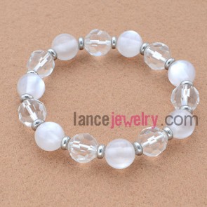 Elegant cat eye & crystal bead bracelet