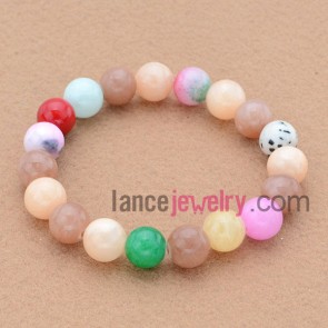 Multicolor model stone bead bracelet.