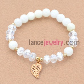 Fantastic color stone bead bracelet with leaf pendant.