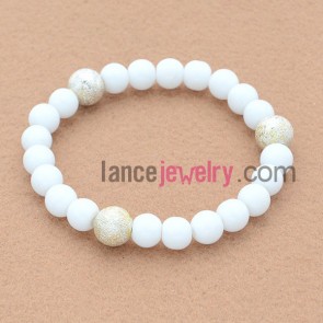Pure color and alloy parts bead bracelet.