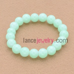 Fantastic light green color bead bracelet.
