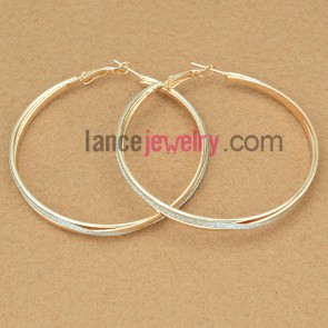 Fashion earrings with big size iron rings decorated pearl powder
