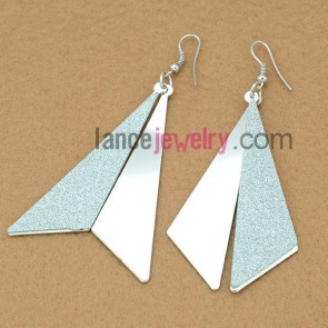 Special earrings with big size iron triangle model pendant decorated pearl powder