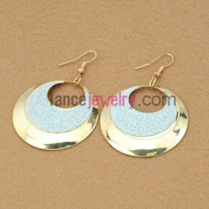 Cute earrings with hollow iron rings pendant decorated shiny pearl powder