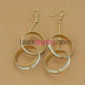 Simple earrings with iron ring pendant decorated shiny pearl powder 