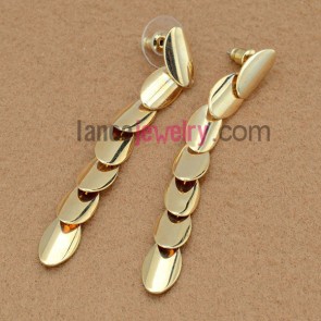 Cute earrings decorated with golden zinc alloy pendant