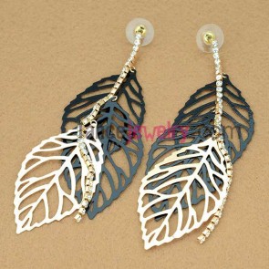 Personality series earrings decorated with big size leaves 

