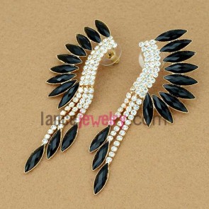 Cool series earrings decorated with wings 