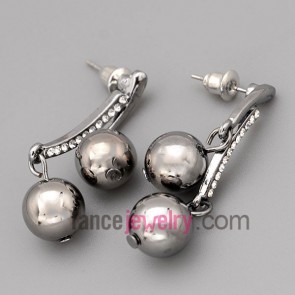 Cool earrings with zinc alloy  decorated many rhinestone and big size ccb beads