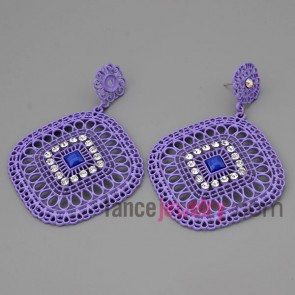 Elegant earrings with alloy decorate shiny rhinestone and purple resin with quadrangle pendant