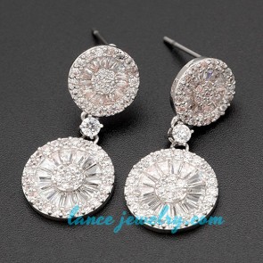 Nice cubic zirconia decoration earrings with circular design