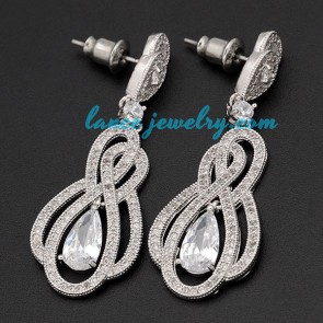 Classical cubic zirconia decoration earrings with platinum plating