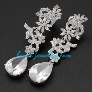 Retro flower shape & brass alloy earrings