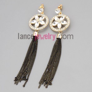 Cute earrings with zinc alloy with flower model decorated shiny rhinestone and crystal and chain pendant
