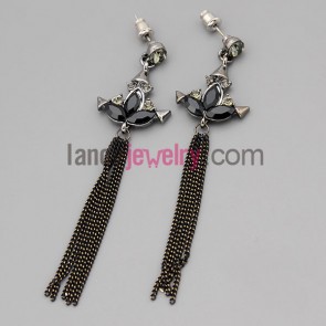 Cool earrings with zinc alloy  decorated crystal and rhinestone and chain pendant
