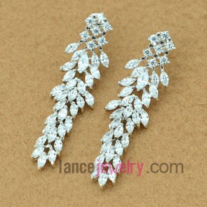Pure earrings with copper alloy pendant decorated many small size transparent cubic zirconia 