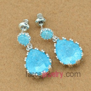 Elegant blue color pendant drop earrings