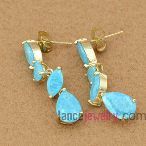Nice drop earrings with blue color pendant