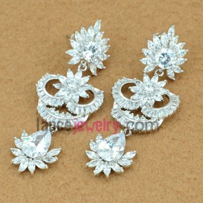 Unique zirconia beads decorated drop earrings