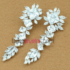 Delicate drop earrings with nice white color zirconia beads