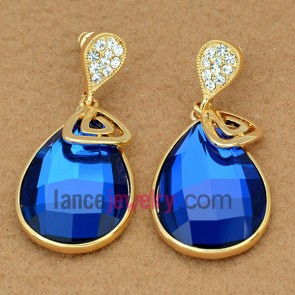 Gorgeous drop earrings decorated with blue crystal